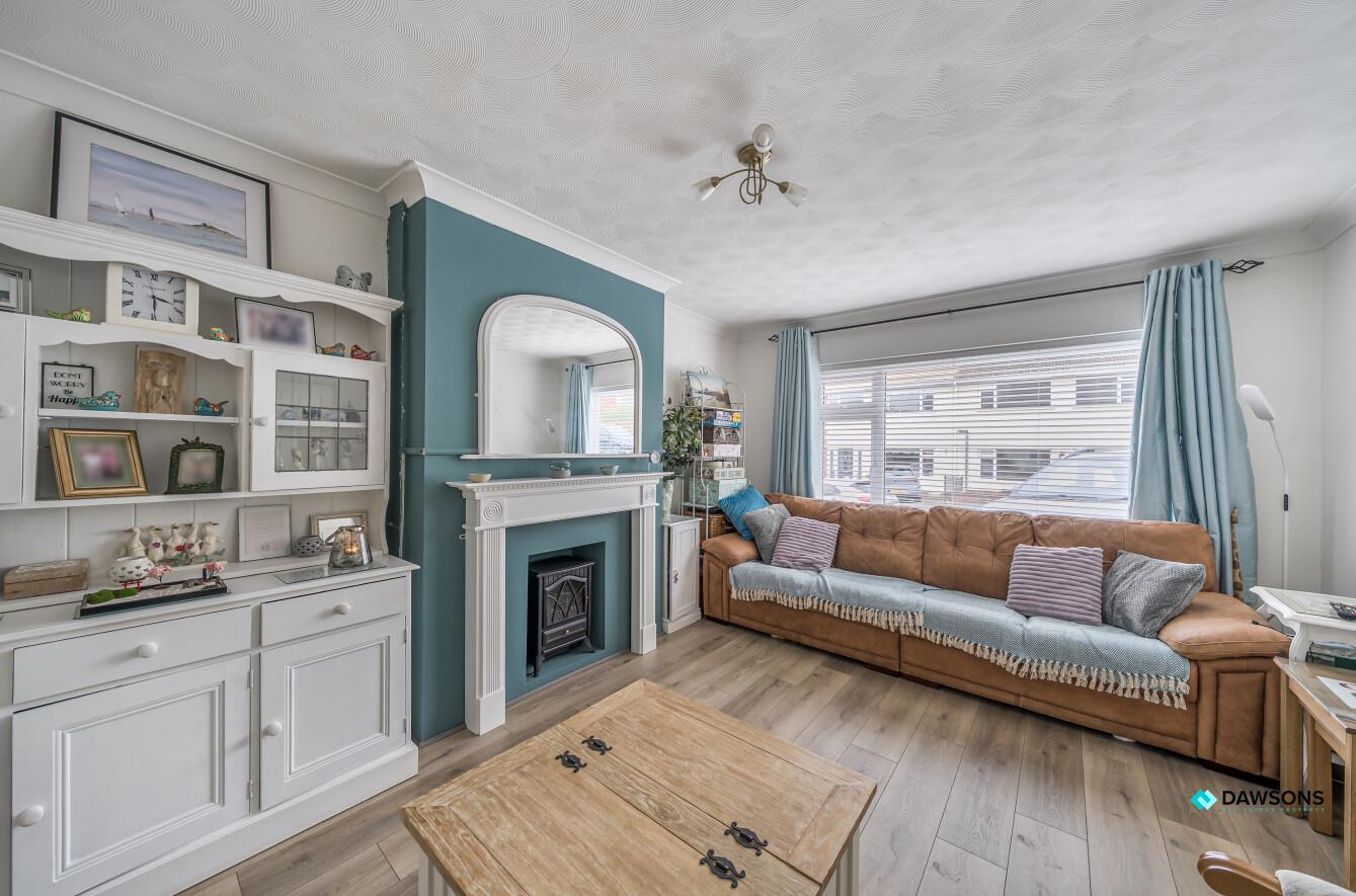 Croftfield Crescent, Newton, Swansea, SA3 4UL
